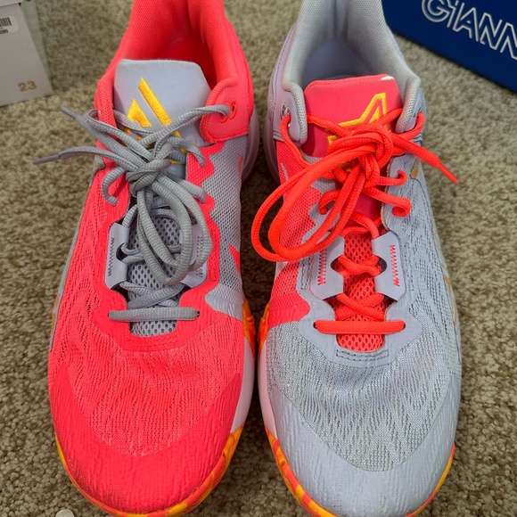 Nike Giannis Immortality 2 EP Hot Punch Mismatched